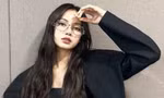 Lisa (BLACKPINK) ngầm ý chỉ điều gì khi thể hiện thái độ 'Bạn không được mời' ngay trước giờ G? 