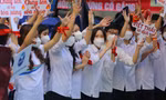 Chung kết Olympia 21: Không khí sôi động tại trường THPT Chuyên Ngoại ngữ