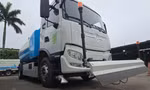 Tận thấy 6 loại xe rửa đường, hút rác hiện đại lần đầu xuất hiện tại Hà Nội