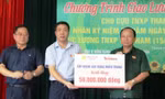 Giao lưu, tặng quà cựu thanh niên xung phong, thương binh và người có công với cách mạng