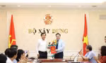 Bản tin 8H: Trao quyết định bổ nhiệm nhân sự của Bộ Xây dựng
