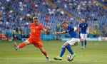 Italia 1-0 Xứ Wales: Verratti ra mắt như mơ, ‘thiên thanh’ toàn thắng