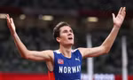 Chân chạy Na Uy phá luôn kỷ lục 1.500m nam trong lần đầu dự Olympic 