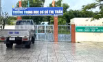 Hiệu trưởng tự ý chuyển trường trước năm học mới: 'Tôi chưa biết làm lễ khai giảng ở đâu'