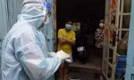 Hơn nửa triệu hộ gia đình tại TPHCM đang trong 'vùng đỏ' dịch COVID-19