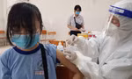 Hơn 352.000 trẻ em tại TPHCM đã tiêm vắc xin ngừa COVID-19