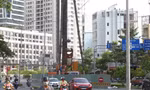 Dự án sửa chữa đường Nguyễn Hữu Cảnh đang chậm tiến độ.