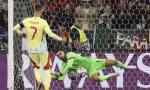 Dằn vặt sau quả phạt đền hỏng ăn ở chung kết Nations League, thủ quân Morata để ngỏ khả năng giã từ ĐT Tây Ban Nha