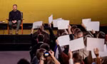 Tổng thống Ukraine Volodymir Zelensky trong cuộc họp báo cuối năm ngày 19/12. (Ảnh: Reuters)