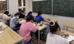 Đề xuất dạy thêm: Trường học không phải là đơn vị kinh doanh