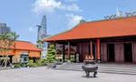 Ngôi đình 300 tuổi và thành phố 3 tuổi 