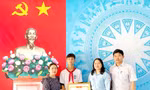 Chủ tịch Bình Định khen nam sinh lớp 8 dũng cảm cứu bạn đuối nước