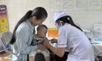 Bộ Y tế thông tin hướng giải quyết tình trạng thiếu vắc xin 5 trong 1 tiêm cho trẻ