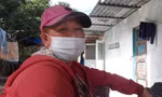 Bà Lê Thị Lương, bà ngoại cháu V. kể lại sự việc. Ảnh, CLip Hoài Văn