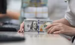 Vì sao đồng USD mất vị thế nhưng tỷ giá tại Việt Nam cao kỷ lục?