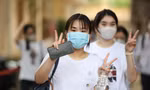 Thí sinh dự thi kì thi tốt nghiệp THPT