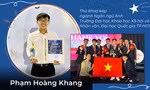 Thủ khoa kép ngành Ngôn ngữ Anh: 'Không đặt nặng thành tích, mình chọn cố gắng trong hành trình phát triển bản thân'
