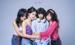 Ấn tượng bộ ảnh ‘Love in colors’: Trân trọng sự hoài nghi, yếu đuối của bản thân