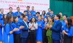 Chủ tịch tỉnh Thái Nguyên đối thoại với thanh niên về khát vọng cống hiến