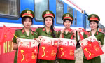 Chuyến tàu Thống nhất đặc biệt mang 'Bản hùng ca toàn thắng' hướng về đại lễ 30/4