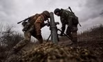 Donetsk bị pháo kích chỉ một phút sau khi lệnh ngừng bắn có hiệu lực