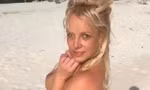 Britney Spears kiếm được nhiều tiền từ ảnh khỏa thân