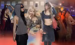 Hậu trường Coachella 2025: Lisa khoe eo thon, Jennie - Rosé diện local brand Việt
