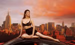 Lý Nhã Kỳ nóng bỏng hết nấc với bộ ảnh sexy trên siêu xe mừng tuổi mới, netizen được phen trầm trồ
