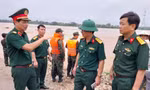 Thủ tướng yêu cầu Quân đội, Công an huy động ngay mọi lực lượng cứu hộ, cứu nạn vụ sập cầu Phong Châu