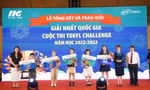 Trao 40 giải Quốc gia cho thí sinh thi tiếng Anh quốc tế TOEFL Challenge 