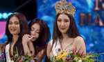 Hoa hậu Hòa bình Thái Lan không được ai chúc mừng khi đăng quang