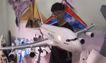 Chàng sinh viên đam mê làm hàng trăm mô hình máy bay điều khiển từ xa bay được 180 km/h