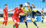 Các cầu thủ U19 Việt Nam không thể vượt qua Malaysia trong trận đấu chiều thứ Tư Ảnh: Anh Đoàn 