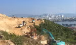 Chủ đầu tư dự án Haborizon Nha Trang cho máy móc san lấp đồi núi khi chưa có giấy phép xây dựng 