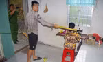 Thực nghiệm hiện trường vụ cháu đánh bà nội để cướp vàng 