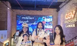 Phim tài liệu Anh Trai Say Hi: Fan đến sớm hẳn 4 tiếng, "ê hề content" tại sảnh chờ