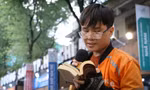 Chuyện đời buồn của chàng shipper nói tiếng Pháp gây 'bão' mạng