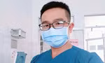 Bác sĩ Touneh Định trong khu điều trị F0