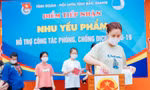 Một điểm bầu cử tại Bắc Giang