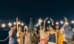 Giới trẻ rủ nhau trốn phố đi 'chill' ngày đầu hè 