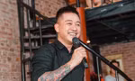 Tuấn Hưng vẫn tổ chức show ở ban công 