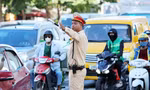 Cửa ngõ Thủ đô ùn dài trước nghỉ lễ 2/9, CSGT miệt mài phân luồng phương tiện