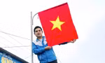 Bí thư Đoàn xã là đảng viên trẻ xuất sắc, thắp lửa phong trào ở vùng đặc thù