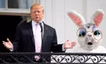 Cựu Tổng thống Trump có lời chúc mừng Lễ Phục Sinh không thể kỳ lạ hơn, ai cũng choáng
