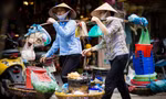 Chính phủ ban hành quy định về chính sách hỗ trợ cho người dân gặp khó khăn vì dịch COVID-19
