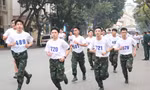 Tuổi trẻ Quân đội sôi nổi hưởng ứng giải chạy 'Tiếp lửa truyền thống'