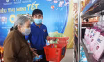 Người khó khăn ở Đà Nẵng sắm Tết 0 đồng