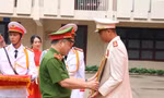 Đại úy Thái Ngô Hiếu cứu sống 4 người nhận Huân chương Dũng cảm