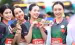 41 thí sinh Hoa hậu Việt Nam cán đích cự ly 5 km ở Tiền Phong Marathon