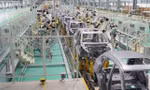 Dây chuyền sản xuất ô tô tại nhà máy sản xuất ô tô Thaco Mazda. Ảnh Thaco